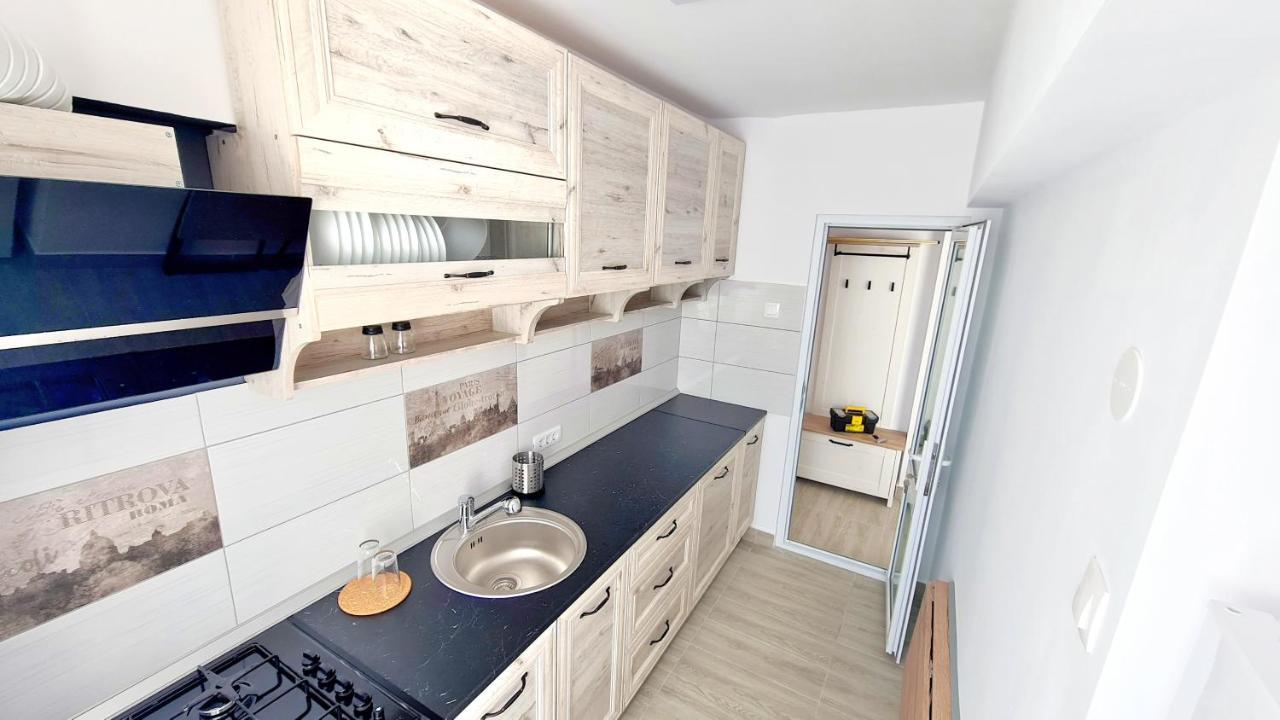 Belle Apartments - Central Pitesti Bagian luar foto