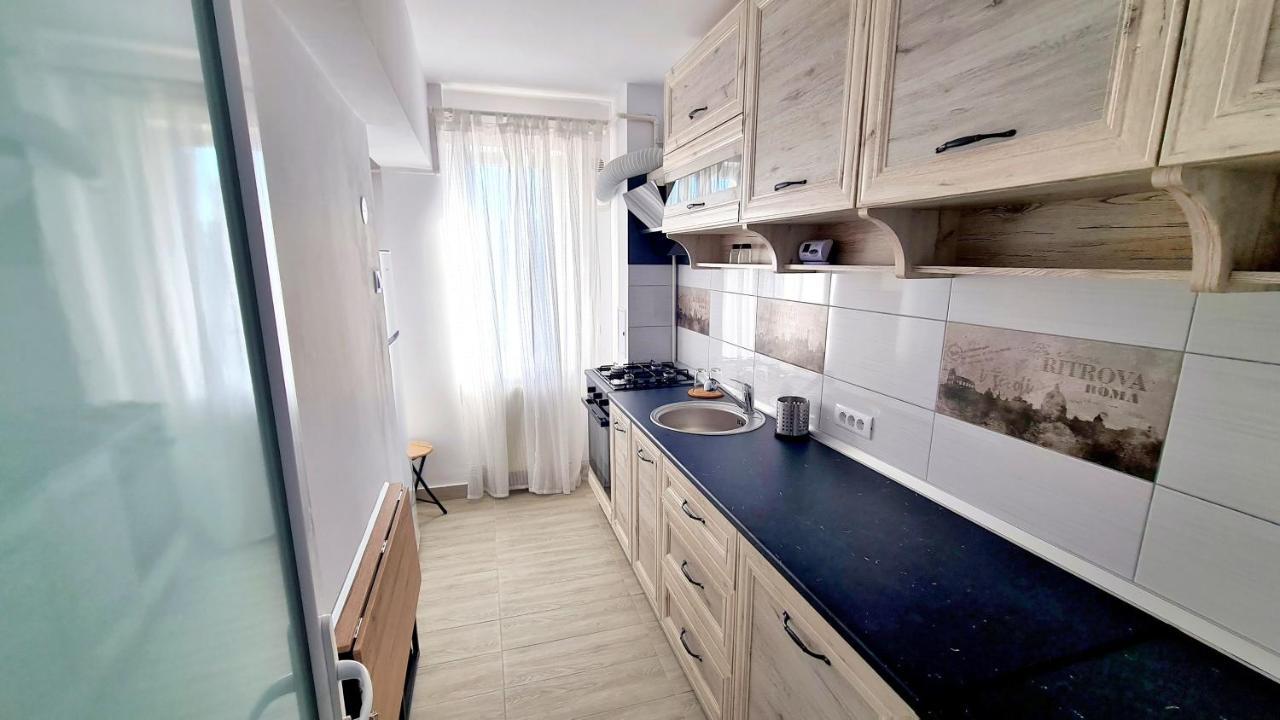 Belle Apartments - Central Pitesti Bagian luar foto